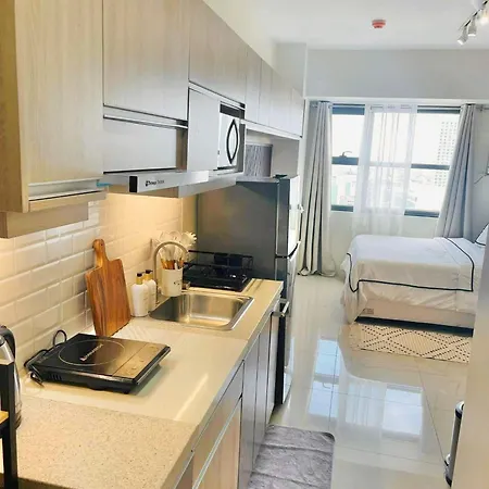 Horizons 101 Studio Unit Near Fuente