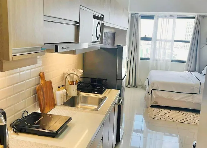 Hotel Horizons 101 Unit Near Fuente Cebu